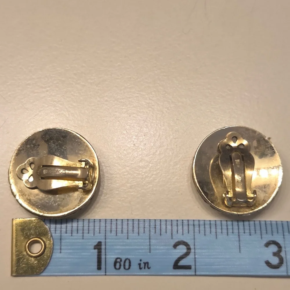 Vintage Whiting & Davis Signed Gold Tone Snake Mesh Textured Dome Clip Earrings